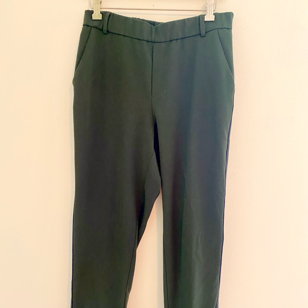 Fun, casual forest green Trafaluc cotton joggers